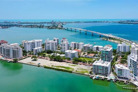 Condo in Sarasota, Florida, 4 bedrooms  № 2219831