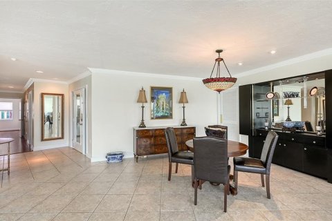 Condo in Sarasota, Florida, 4 bedrooms  № 2219831 - photo 11