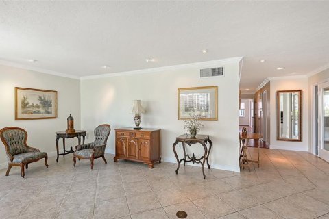 Condo in Sarasota, Florida, 4 bedrooms  № 2219831 - photo 10