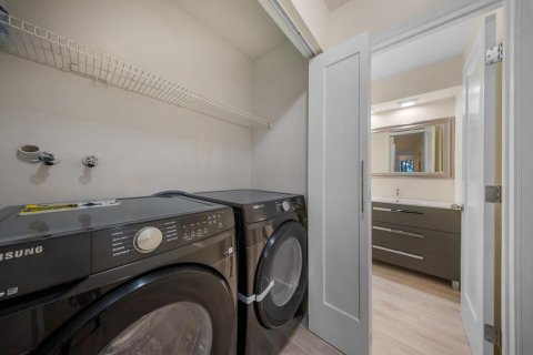 Touwnhouse à vendre à Boca Raton, Floride: 3 chambres, 195.56 m2 № 2410761 - photo 15
