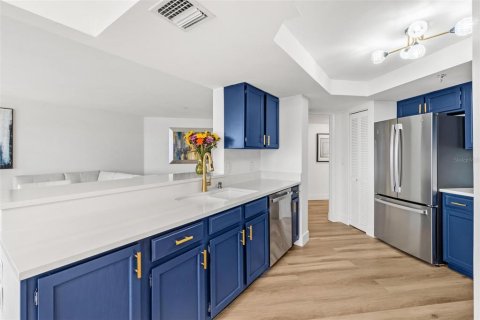 Condominio en alquiler en Saint Petersburg, Florida, 2 dormitorios, 137.12 m2 № 1913739 - foto 13