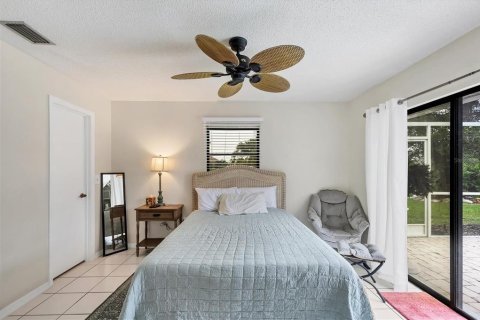 House in Rotonda, Florida 3 bedrooms, 175.21 sq.m. № 1911650 - photo 20