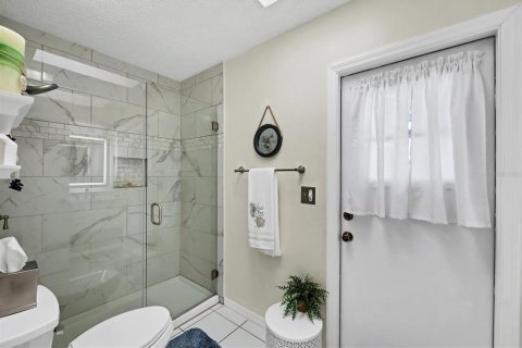 House in Rotonda, Florida 3 bedrooms, 175.21 sq.m. № 1911650 - photo 23