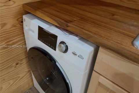 Apartment in Miami, Florida 55.74 sq.m. № 2001805 - photo 4