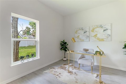 House in North Port, Florida 3 bedrooms, 139.91 sq.m. № 2196164 - photo 21
