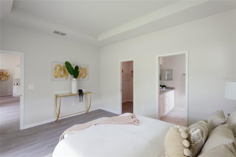 House in North Port, Florida 3 bedrooms, 139.91 sq.m. № 2196164 - photo 16
