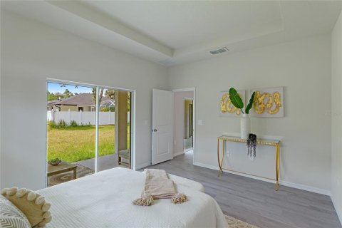 House in North Port, Florida 3 bedrooms, 139.91 sq.m. № 2196164 - photo 15