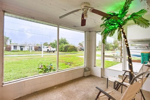 House in Englewood, Florida 2 bedrooms, 127.93 sq.m. № 1899280 - photo 29