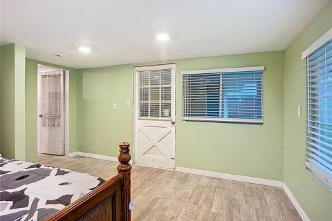 House in Englewood, Florida 2 bedrooms, 127.93 sq.m. № 1899280 - photo 15