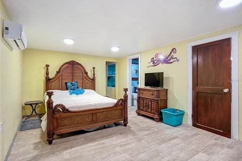 House in Englewood, Florida 2 bedrooms, 127.93 sq.m. № 1899280 - photo 18