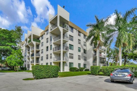 Condo à Tamarac, Floride, 2 chambres  № 2172924