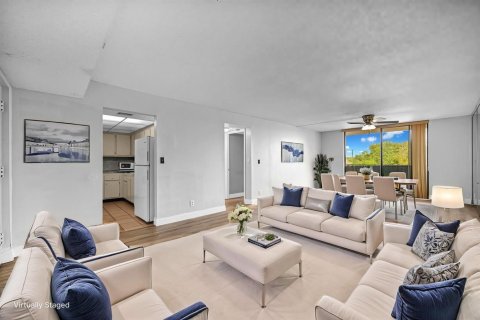 Copropriété à vendre à Tamarac, Floride: 2 chambres, 98.48 m2 № 2172924 - photo 9