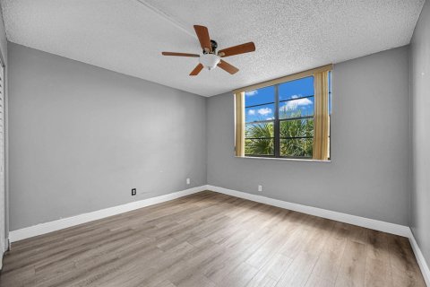 Copropriété à vendre à Tamarac, Floride: 2 chambres, 98.48 m2 № 2172924 - photo 19