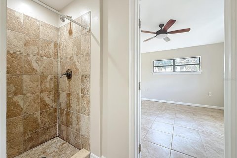 Villa ou maison à vendre à New Port Richey, Floride: 3 chambres, 117.06 m2 № 2106855 - photo 21