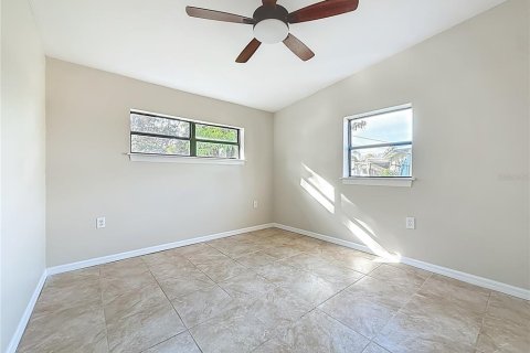 Villa ou maison à vendre à New Port Richey, Floride: 3 chambres, 117.06 m2 № 2106855 - photo 26