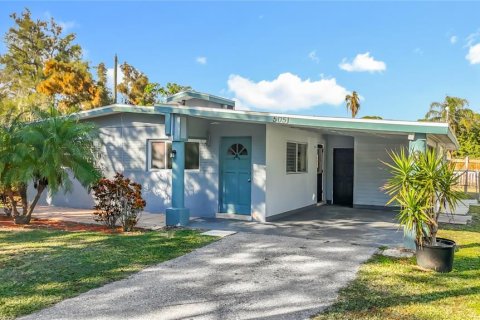 Casa en New Port Richey, Florida 3 dormitorios, 117.06 m2 № 2106855