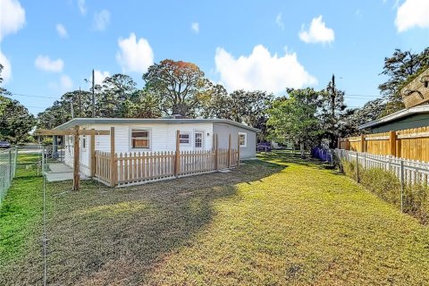 Villa ou maison à vendre à New Port Richey, Floride: 3 chambres, 117.06 m2 № 2106855 - photo 9