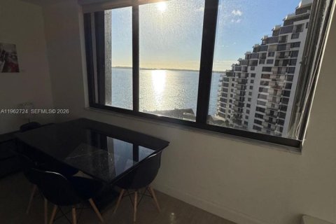 Condo in Miami, Florida, 1 bedroom № 2080958 - photo 5
