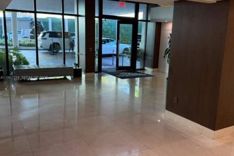 Condo in Miami, Florida, 1 bedroom  № 2080958