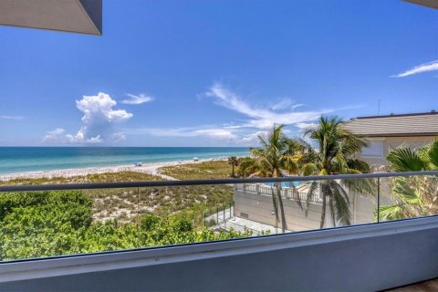 House in Longboat Key, Florida 4 bedrooms, 393.53 sq.m. № 2099636 - photo 25