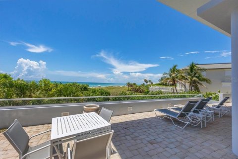 House in Longboat Key, Florida 4 bedrooms, 393.53 sq.m. № 2099636 - photo 24