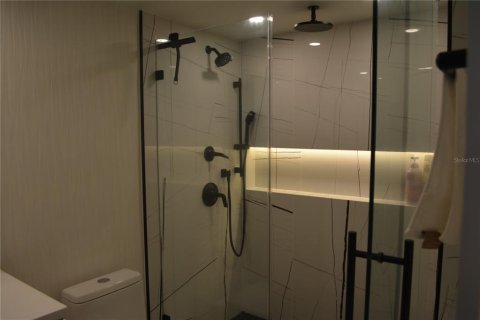 House in Redington Shores, Florida 2 bedrooms, 108.23 sq.m. № 1913601 - photo 29