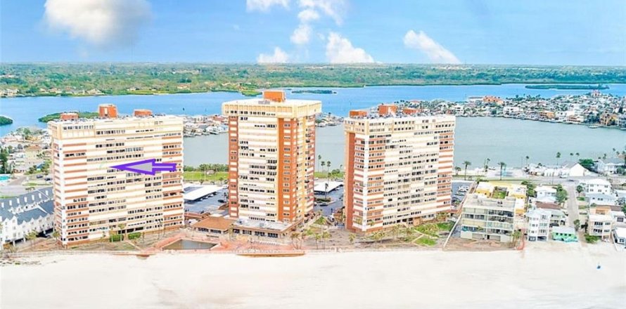 Villa ou maison à Redington Shores, Floride 2 chambres, 108.23 m2 № 1913601