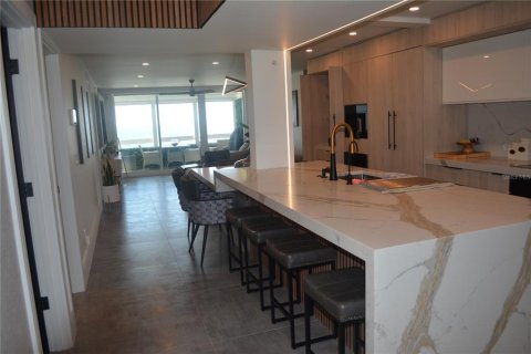 House in Redington Shores, Florida 2 bedrooms, 108.23 sq.m. № 1913601 - photo 23