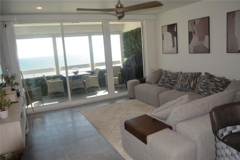 House in Redington Shores, Florida 2 bedrooms, 108.23 sq.m. № 1913601 - photo 27