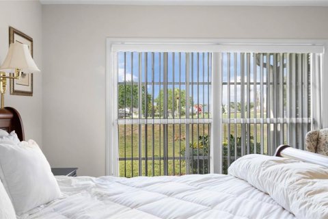 House in Orlando, Florida 3 bedrooms, 168.25 sq.m. № 1820787 - photo 22