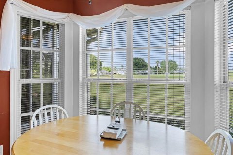 House in Orlando, Florida 3 bedrooms, 168.25 sq.m. № 1820787 - photo 15