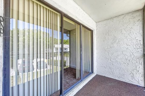 Condo in Tarpon Springs, Florida, 2 bedrooms  № 1578594 - photo 21