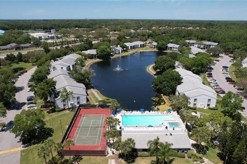 Condo in Tarpon Springs, Florida, 2 bedrooms  № 1578594 - photo 22
