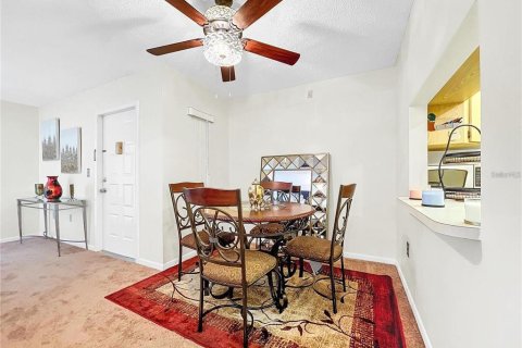 Condo in Tarpon Springs, Florida, 2 bedrooms  № 1578594 - photo 7