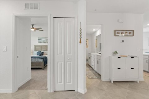 Copropriété à louer à Venice, Floride: 3 chambres, 121.98 m2 № 2095078 - photo 3
