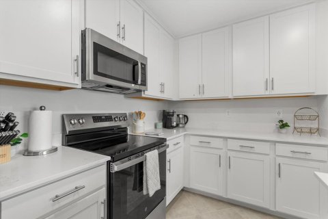 Copropriété à louer à Venice, Floride: 3 chambres, 121.98 m2 № 2095078 - photo 11