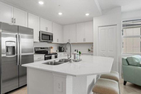 Copropriété à louer à Venice, Floride: 3 chambres, 121.98 m2 № 2095078 - photo 6