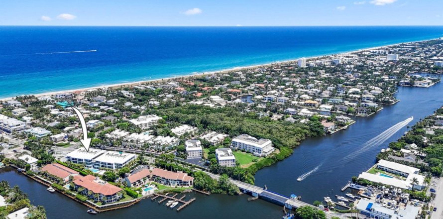 Condo in Delray Beach, Florida, 3 bedrooms № 1216016