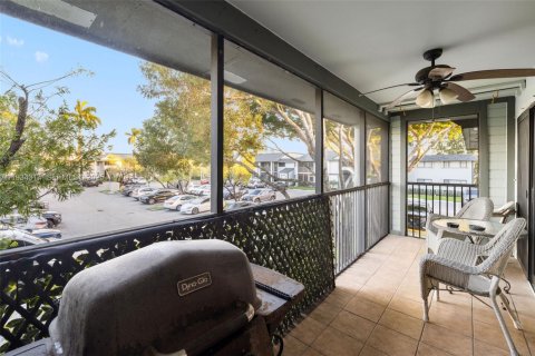 Condo in Miami, Florida, 3 bedrooms № 1993450 - photo 7