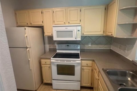 Condo in Kissimmee, Florida, 2 bedrooms  № 1825098 - photo 2