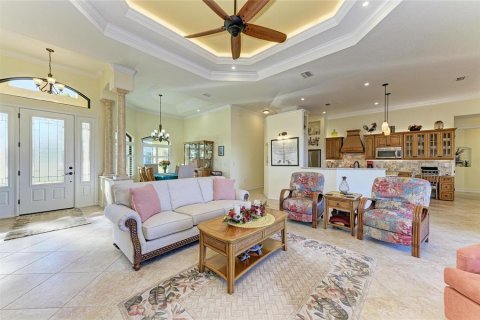 House in Port Charlotte, Florida 3 bedrooms, 231.51 sq.m. № 1716947 - photo 15