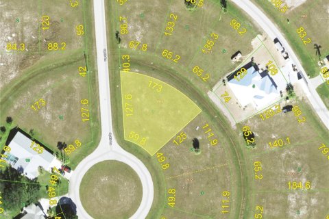 Terreno en venta en Punta Gorda, Florida № 1562854 - foto 1