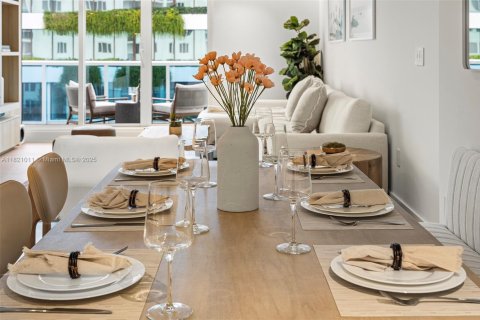 Copropriété à louer à Miami Beach, Floride: 2 chambres, 126.35 m2 № 2022951 - photo 2