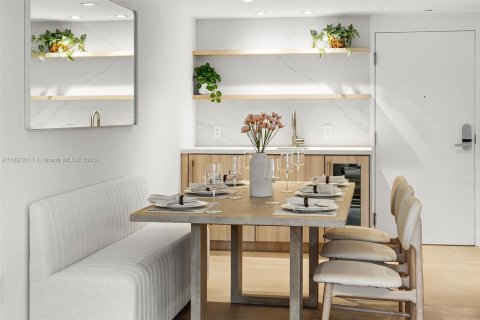 Copropriété à louer à Miami Beach, Floride: 2 chambres, 126.35 m2 № 2022951 - photo 29