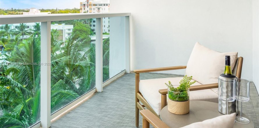 Condo à Miami Beach, Floride, 2 chambres  № 2022951