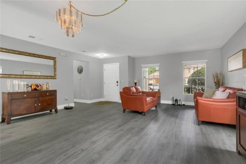 House in Sanford, Florida 6 bedrooms, 323.21 sq.m. № 1776750 - photo 5