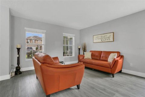 House in Sanford, Florida 6 bedrooms, 323.21 sq.m. № 1776750 - photo 3