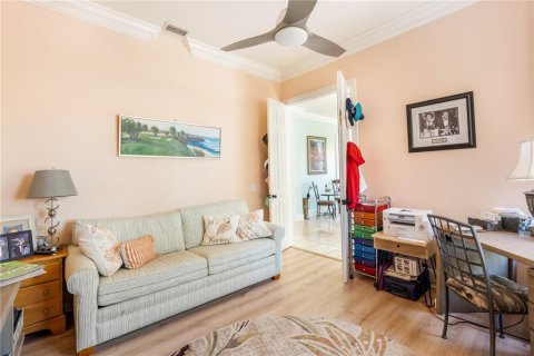 House in Seminole, Florida 3 bedrooms, 225.1 sq.m. № 1797167 - photo 10