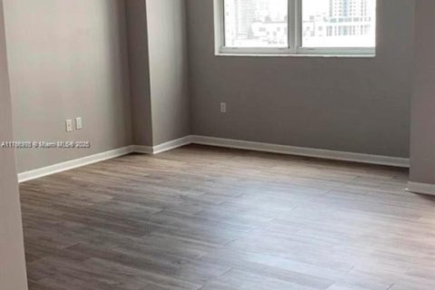 Condo in Miami, Florida, 1 bedroom  № 1868508 - photo 8