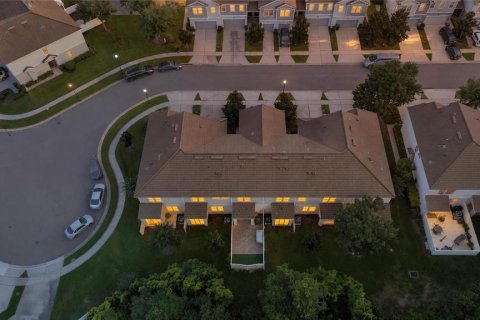 Touwnhouse à vendre à Orlando, Floride: 3 chambres, 128.95 m2 № 2280583 - photo 2